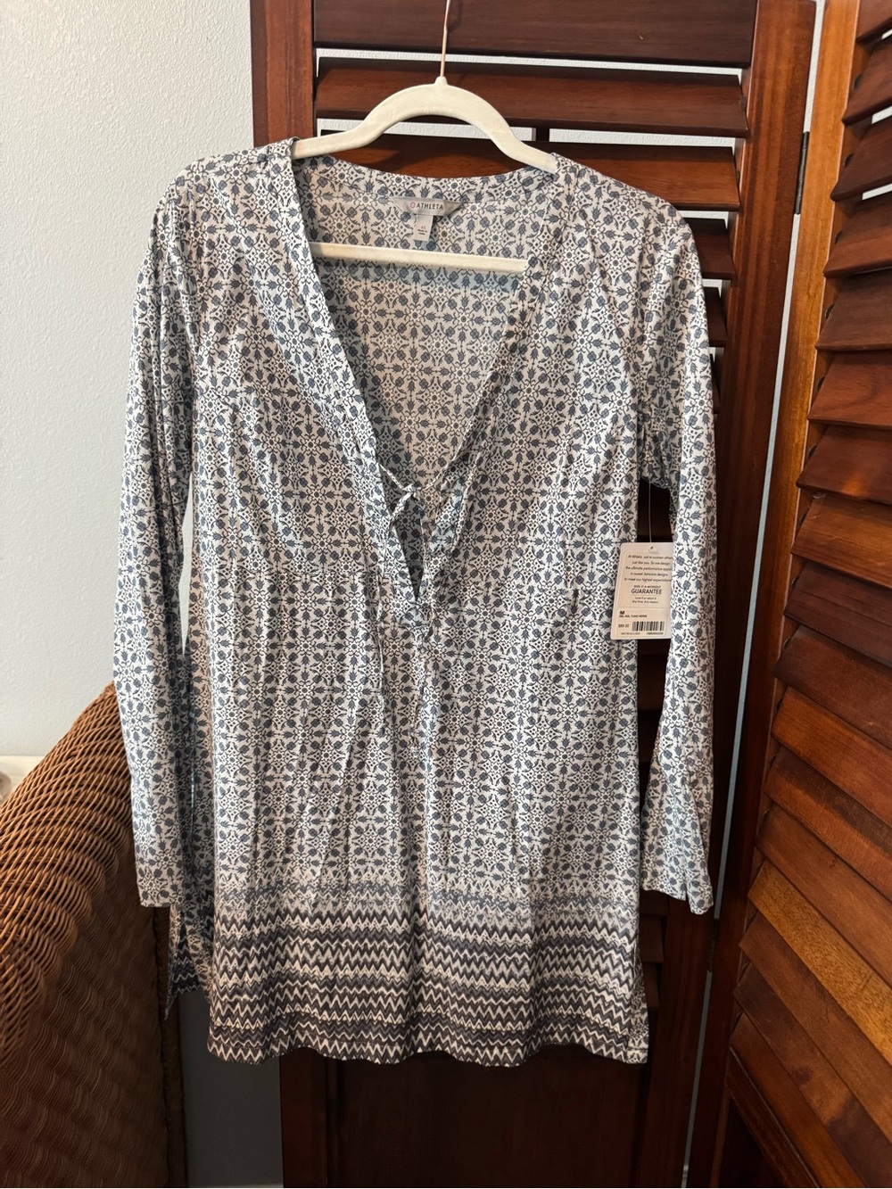 Printed V-Neck Long Sleeve Tunic - Blue & White